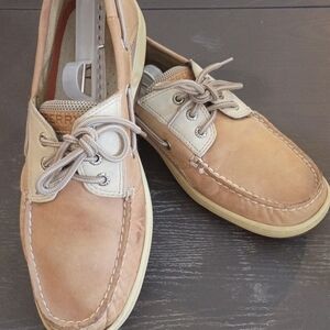 Sperry Men's 9.5M Light Brown and Cream Boat Shoes. Soles Intact.